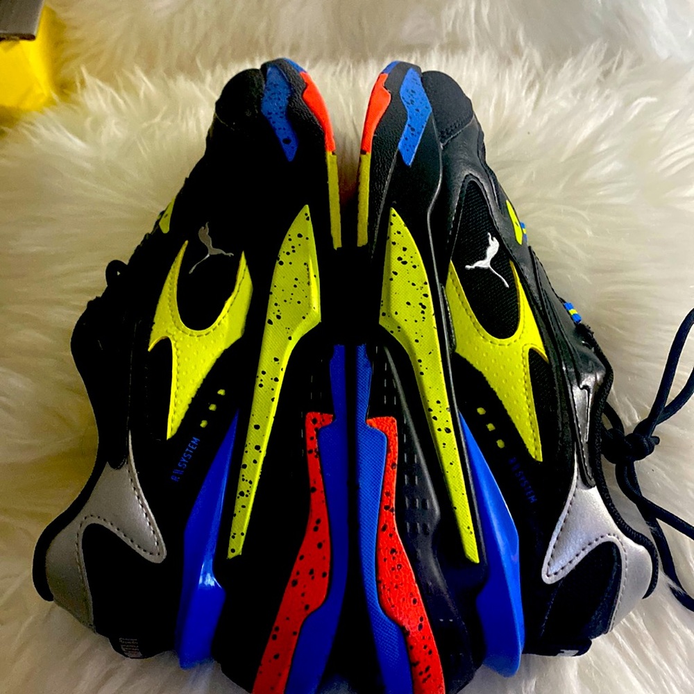 Puma sneakers